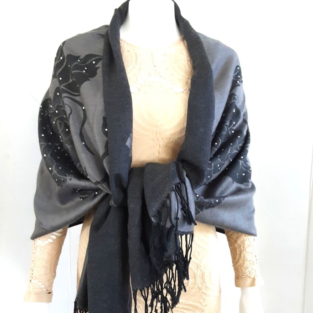 LOVELY BLACK AND GRAY RHINESTONE ROSE FLORAL SCARF WRAP